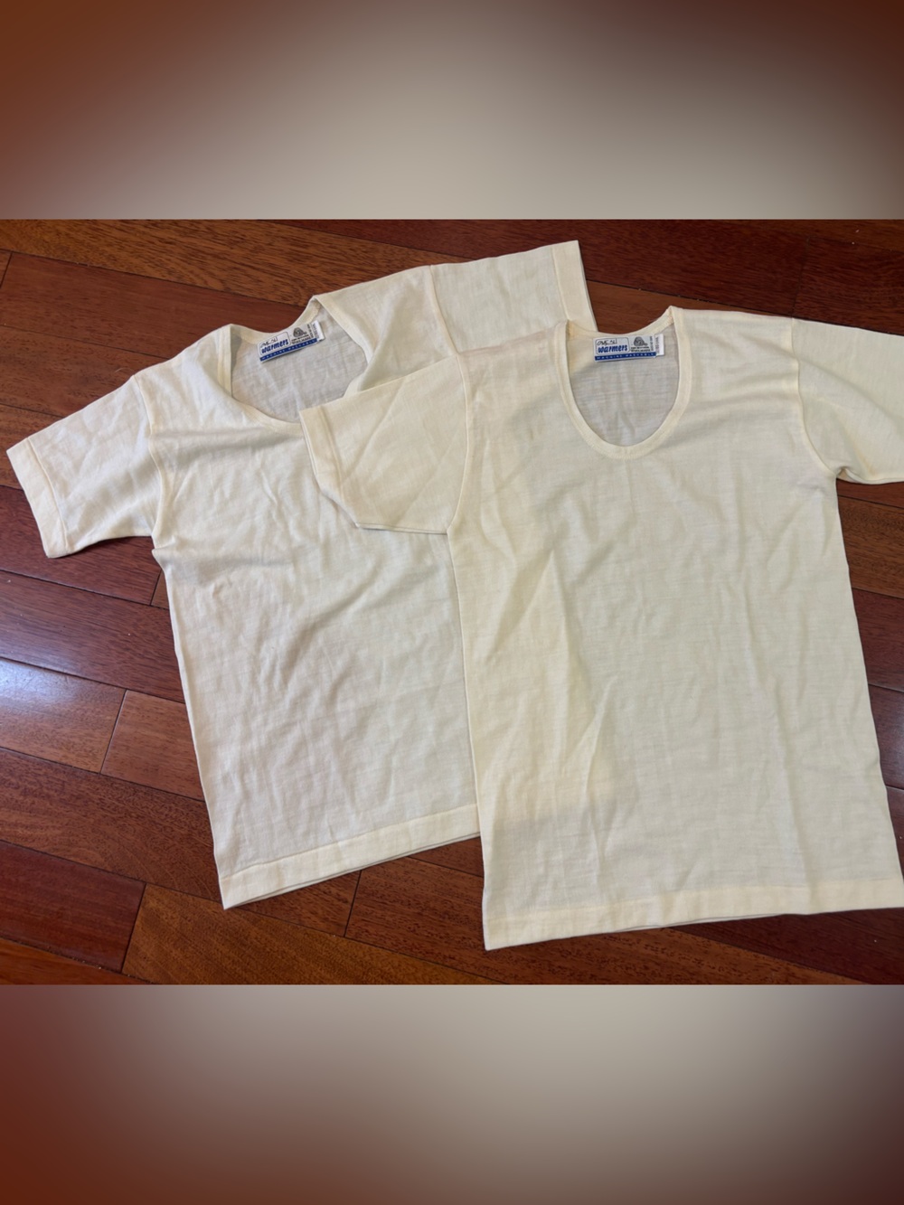 Authentic Omesh warmers woolmark T’s x2